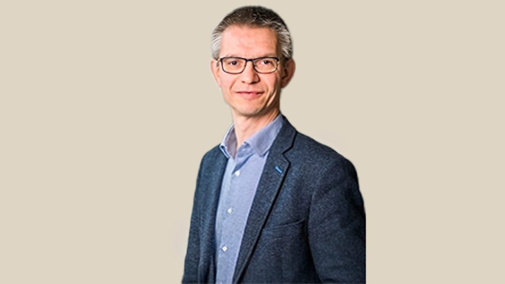 Prof. Jeroen Eikenboom